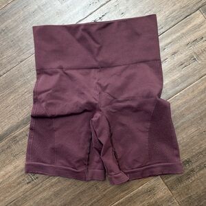 Lululemon athletic compression shorts